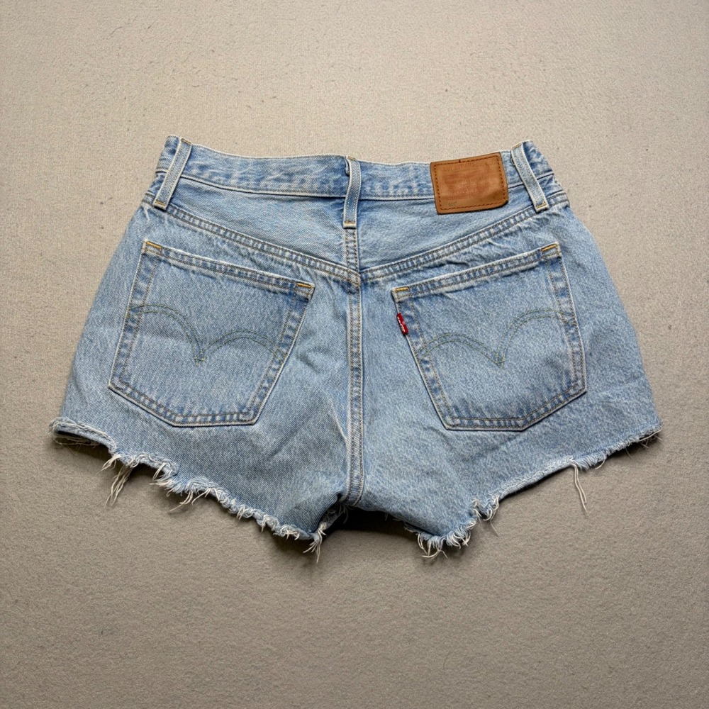Levi's Denim Shorts Womens 27 Light Wash 501 Premium High Rise Cutoff Raw Hem